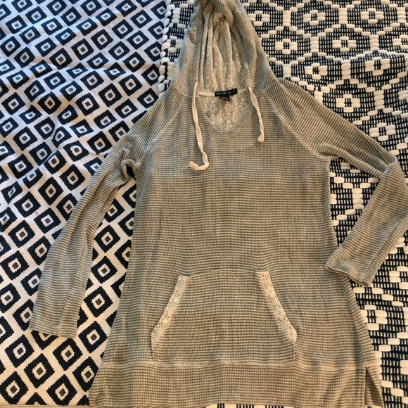 Miss Chievous Hoodie XL - Picture 1 of 6